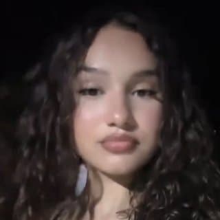 Poză: Maya Mirt